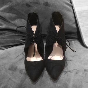 NEW Aldo Black Heels / Pumps